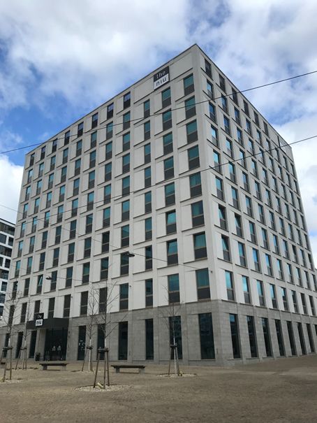 Blick auf das neu gebaute NIU Hotel in Halle an der Saale